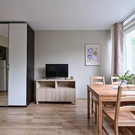 Urbannestgroup - City Center Cozy Studio - Bagno 7 Varsavia Esterno foto
